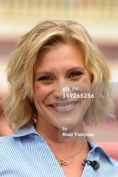 Katee Sackhoff Hairtalk 69037